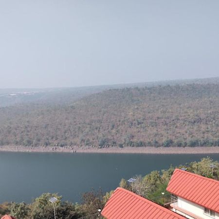 Hotel Haritha , Eegalapenta Srisailam 外观 照片